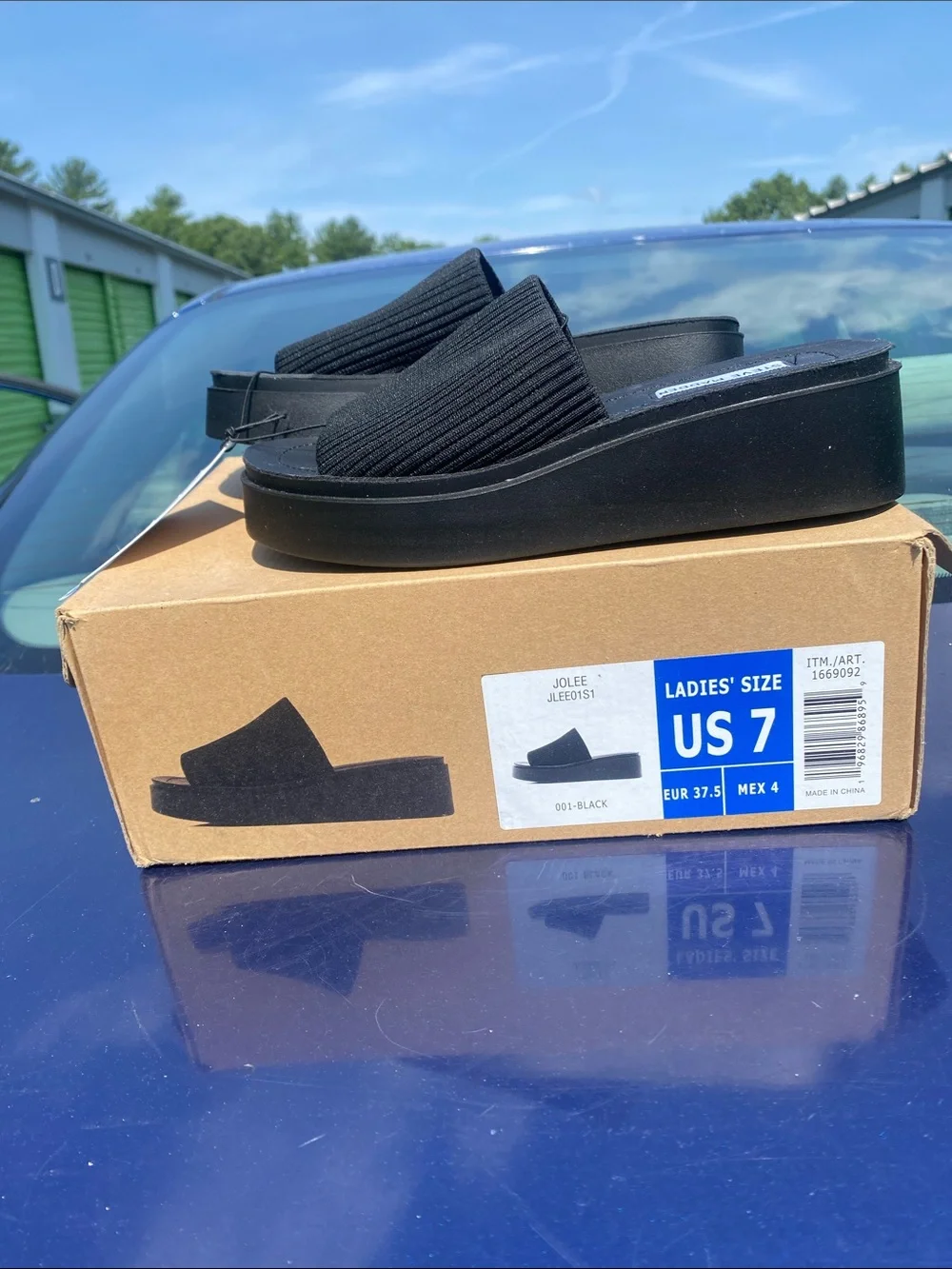 Steve Madden Black Ribbed Slide Sandals